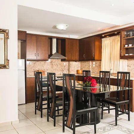 Apartmanhotel Yiannis Manos Mália