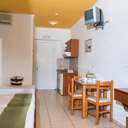 Yiannis Manos Apartmanhotel